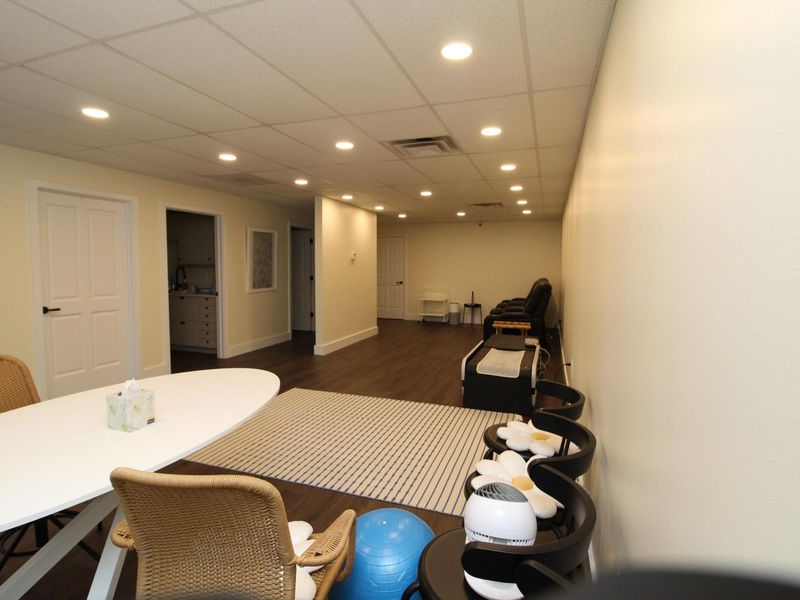 1151 Bethel Road, Unit 103B, Columbus, OH 43220 Photo 6