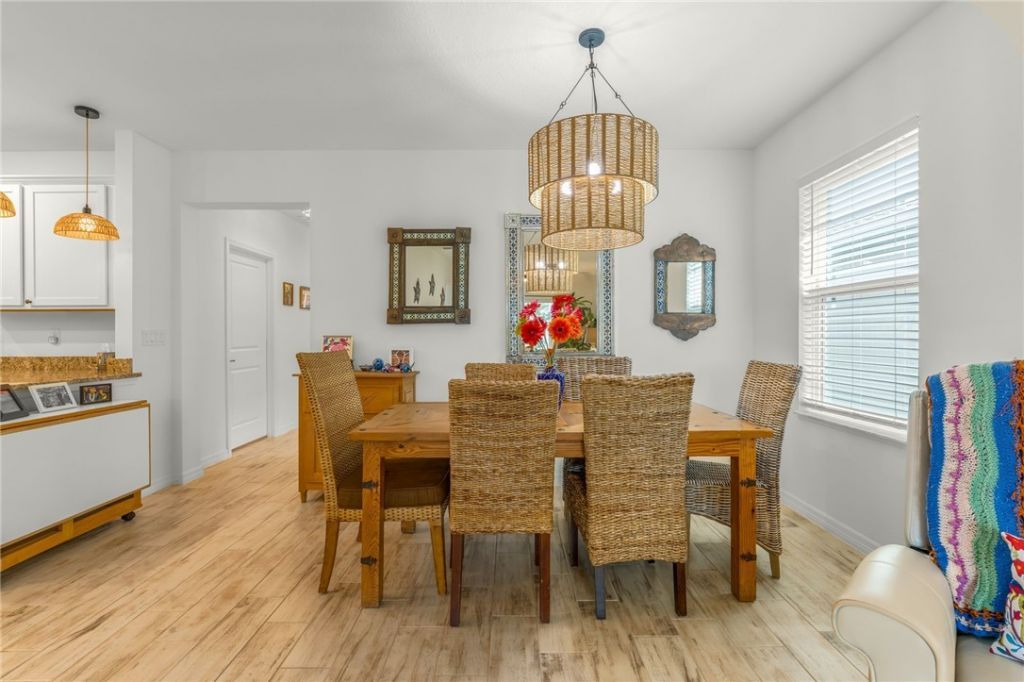 5975 Red Maple Manor, Vero Beach, FL 32966 Photo