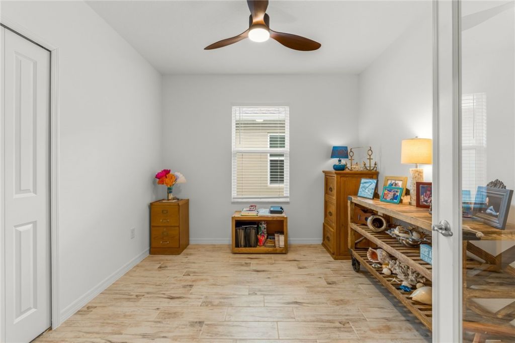 5975 Red Maple Manor, Vero Beach, FL 32966 Photo