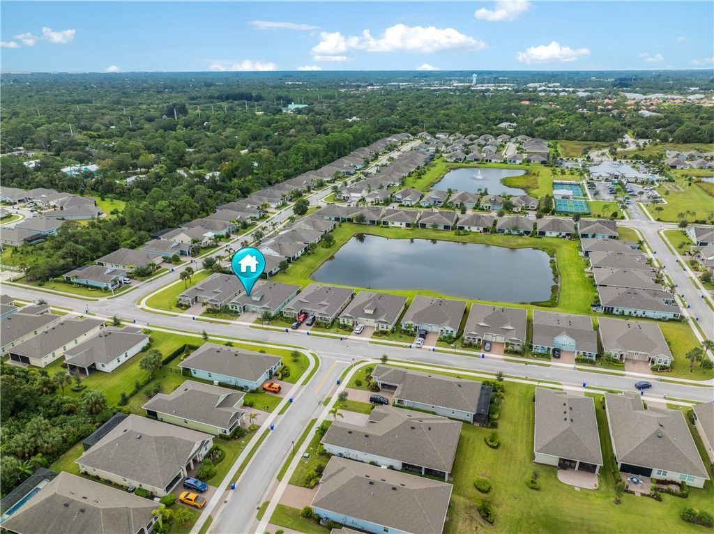 5975 Red Maple Manor, Vero Beach, FL 32966 Photo