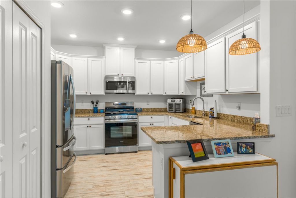5975 Red Maple Manor, Vero Beach, FL 32966 Photo