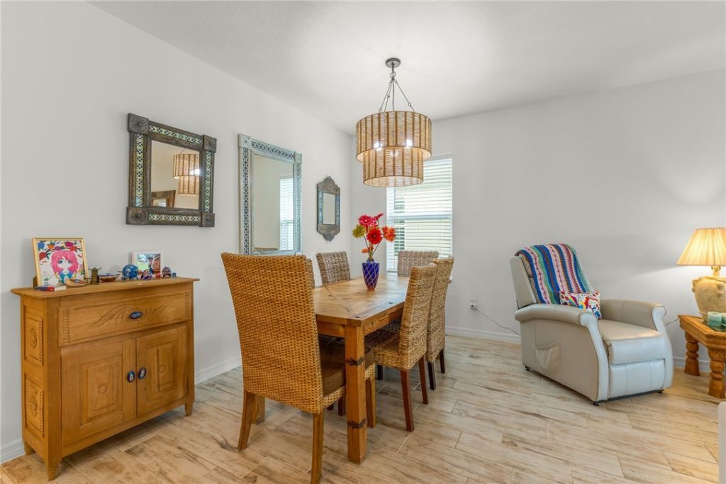 5975 Red Maple Manor, Vero Beach, FL 32966 Photo