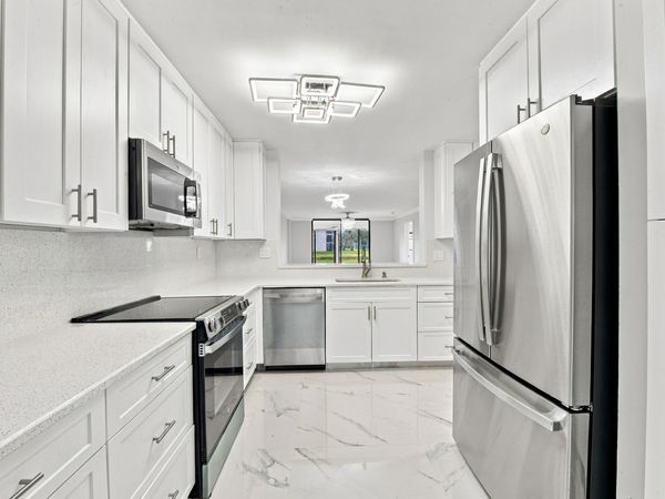 15324 LAKES OF DELRAY Boulevard, Unit 105, Delray Beach, FL 33484
