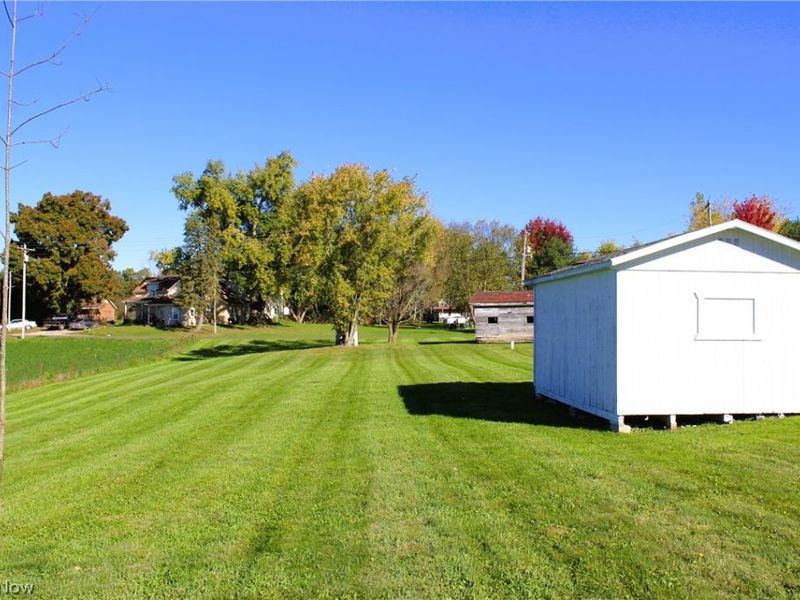 13654 Township Road 473, Lakeville, OH 44638 Photo 3