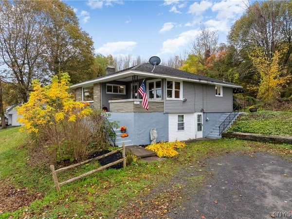 12 Gridley Place , Sauquoit, NY 13456