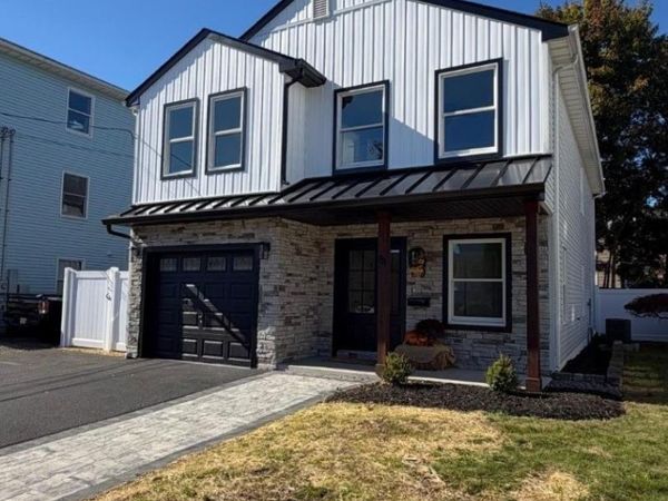81 Elm St, Dover, NJ 07801