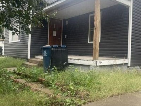 129 W MORGAN STREET, Tipton, MO 65081