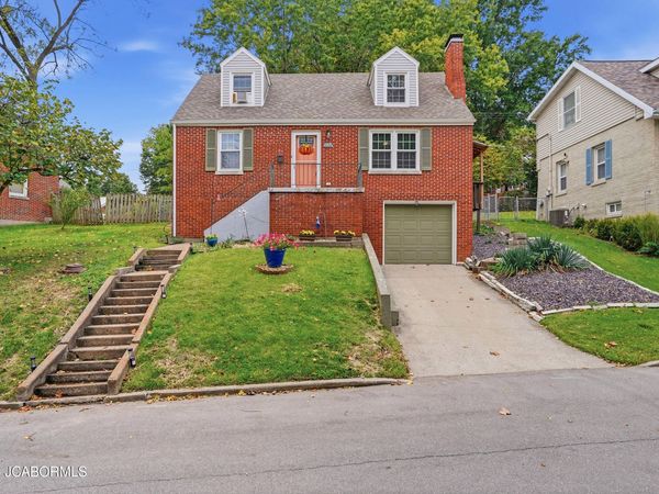 1014 BELLEVUE COURT, Jefferson City, MO 65109