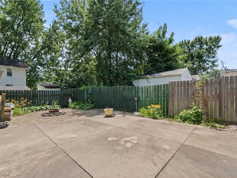 1628 May Place NE, Canton, OH 44705 Photo 42