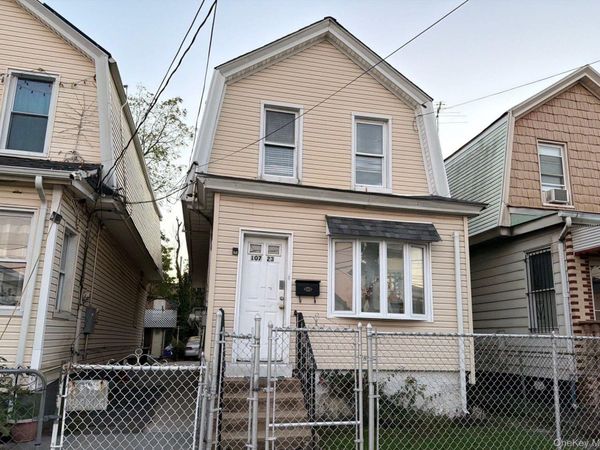 107-23 Union Hall Street , Jamaica, NY 11433