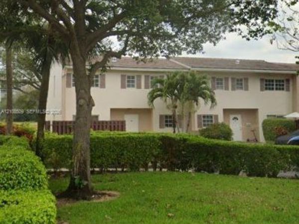 2741 S Palm Aire Dr, Unit 2741, Pompano Beach, FL 33069