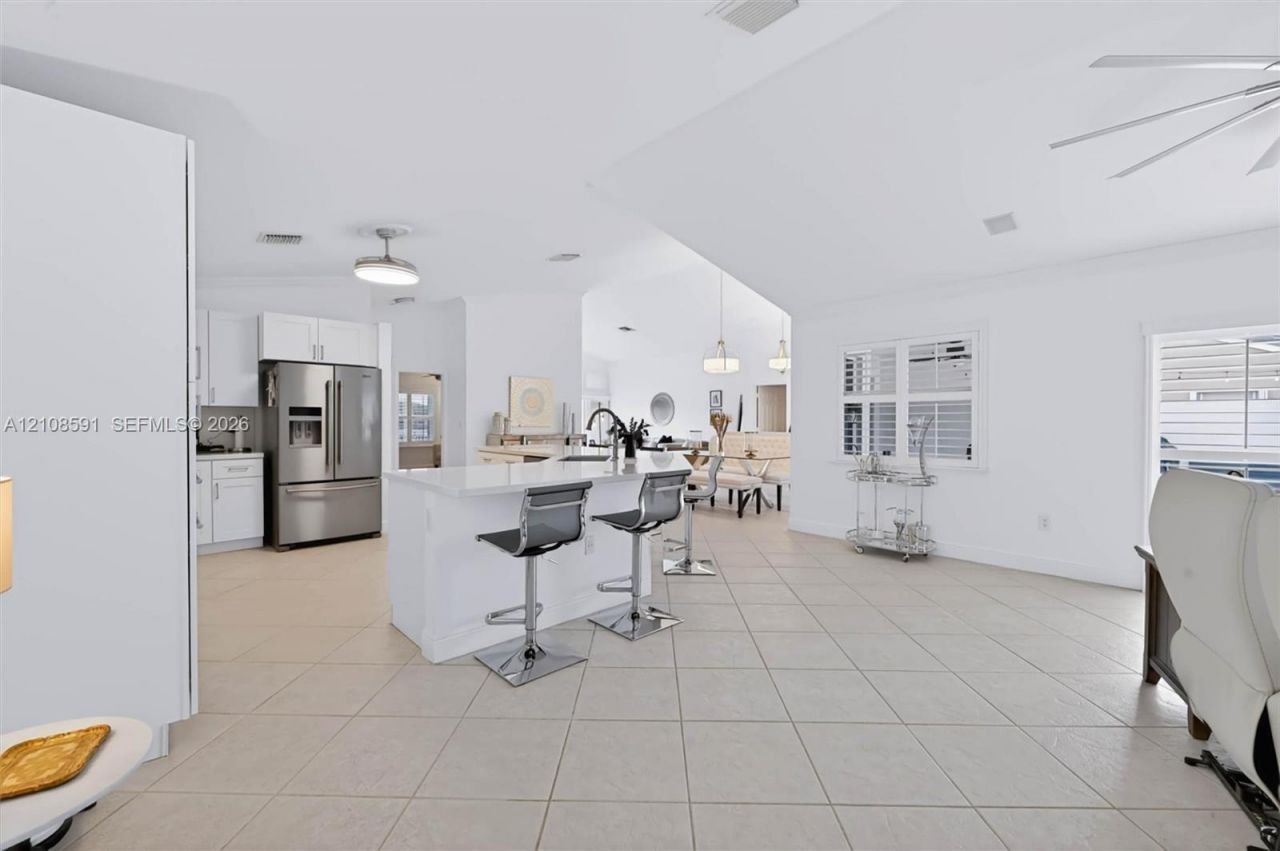 415 SW 200th Ter , Pembroke Pines, FL 33029 Photo