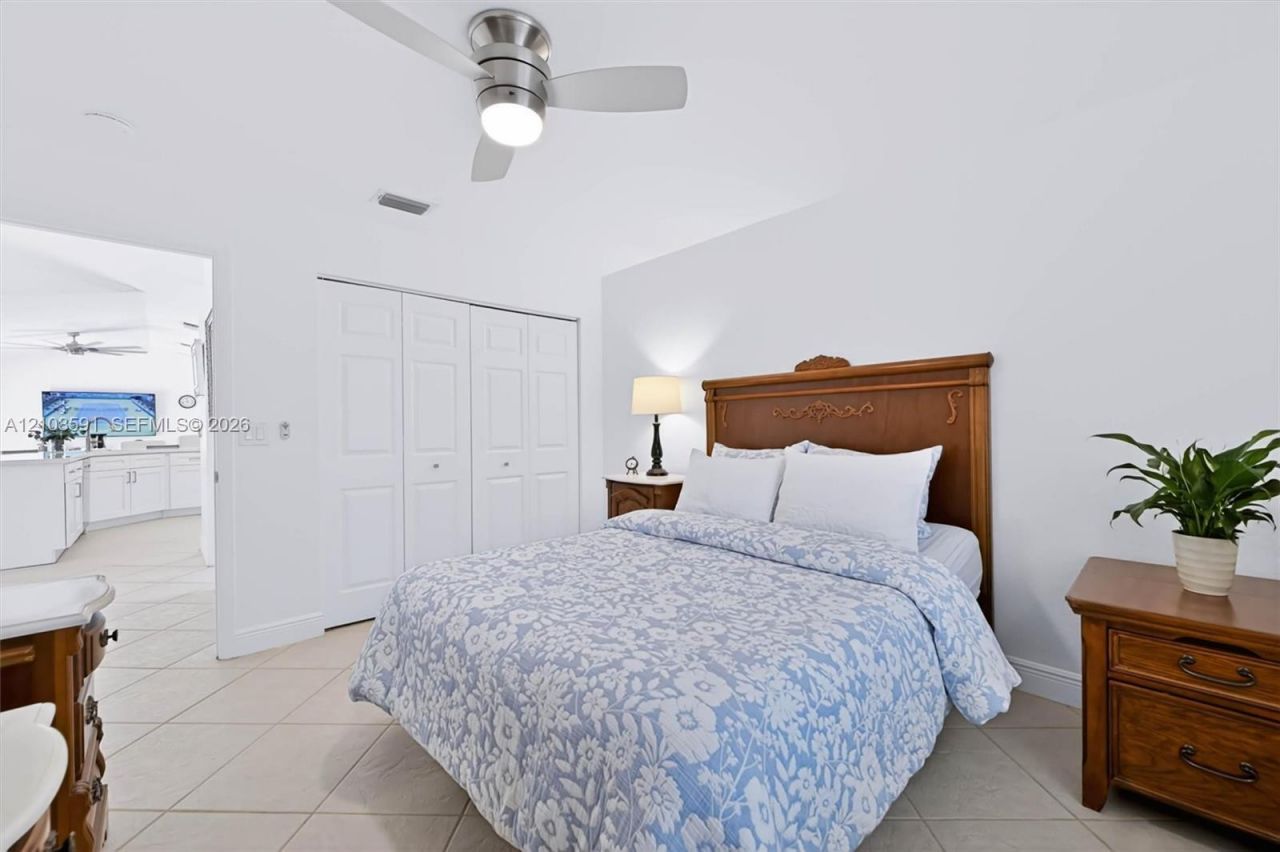 415 SW 200th Ter , Pembroke Pines, FL 33029 Photo