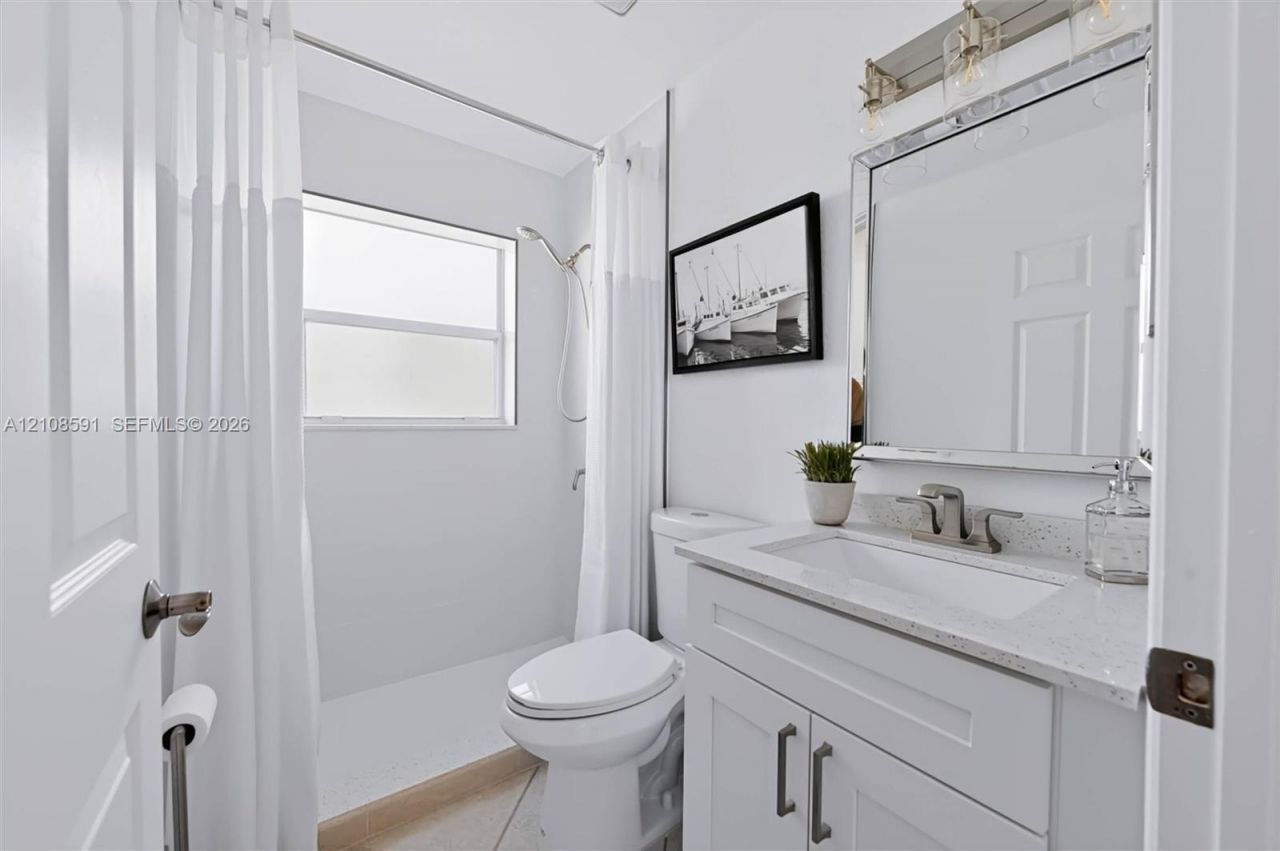 415 SW 200th Ter, Pembroke Pines, FL 33029 Photo