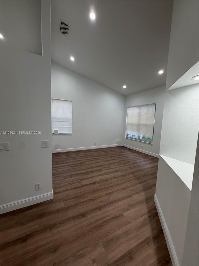 853 Sand Creek Cir , Weston, FL 33327 Photo