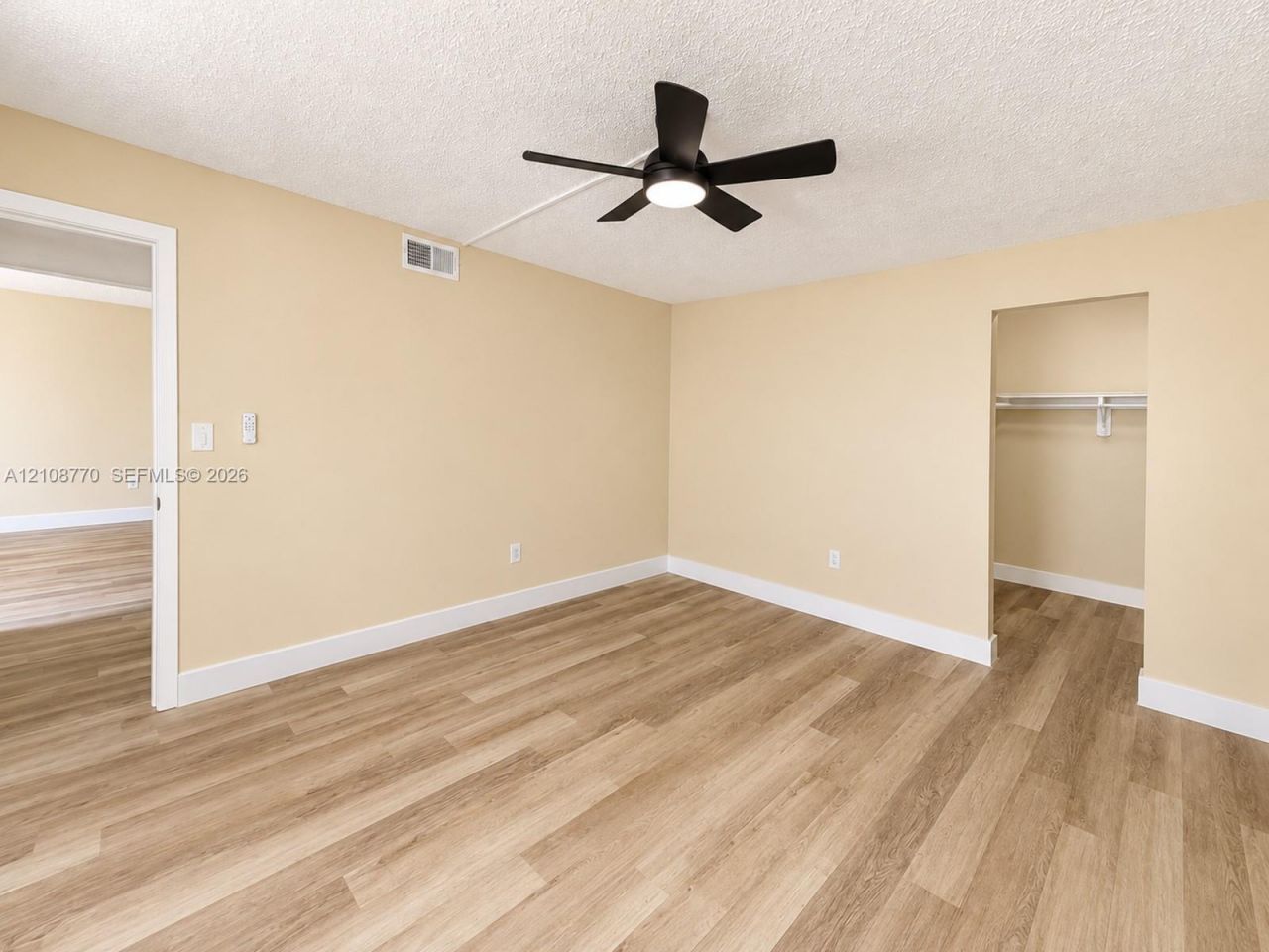 10500 SW 108th Ave , Unit B402, Miami, FL 33176 Photo