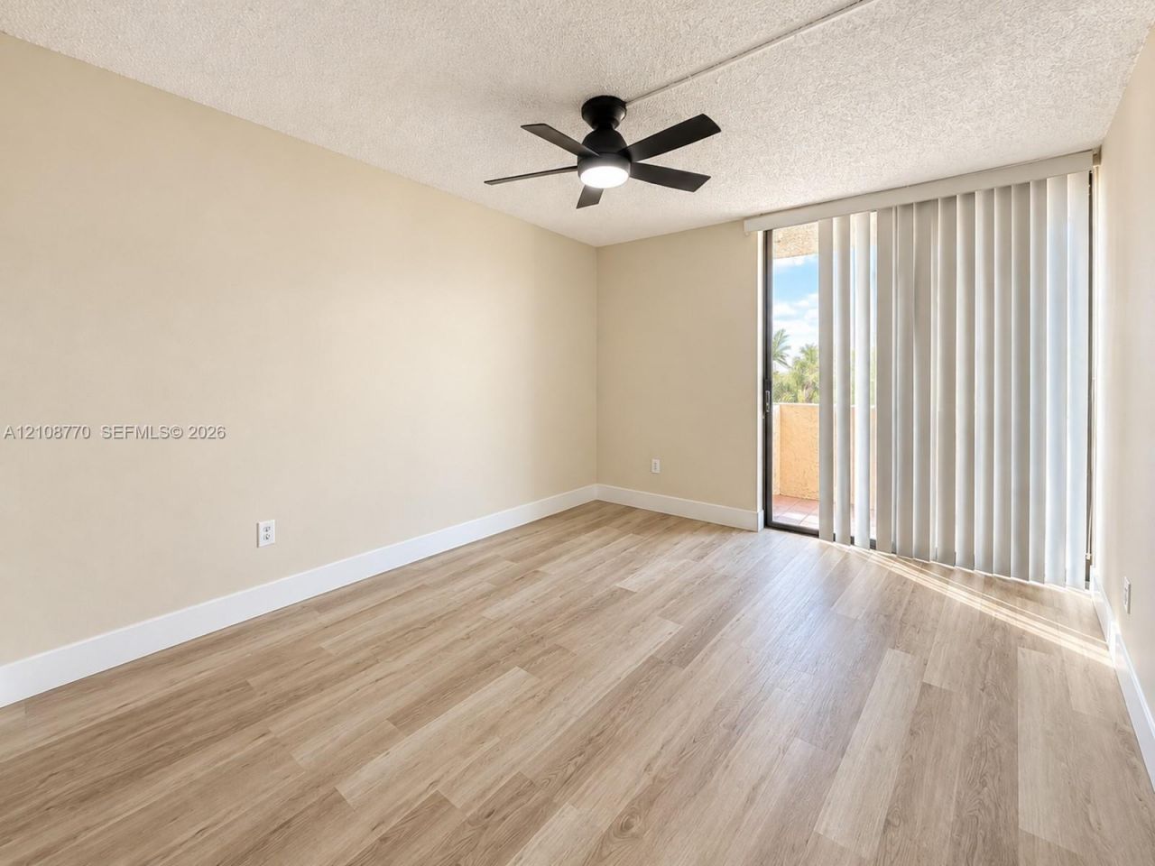 10500 SW 108th Ave , Unit B402, Miami, FL 33176 Photo