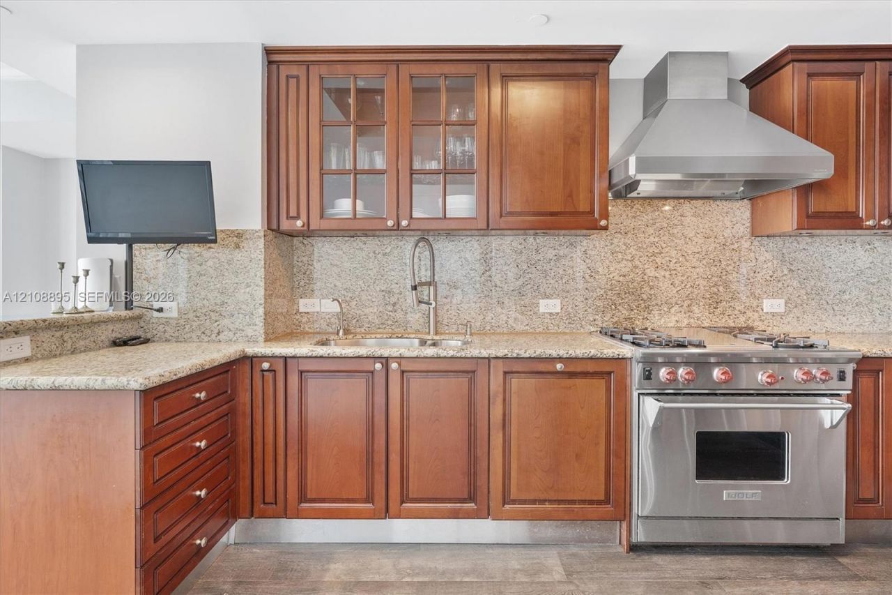 17875 Collins Ave , Unit 3005, Sunny Isles Beach, FL 33160 Photo
