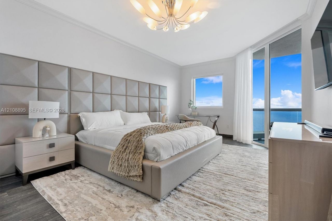 17875 Collins Ave , Unit 3005, Sunny Isles Beach, FL 33160 Photo