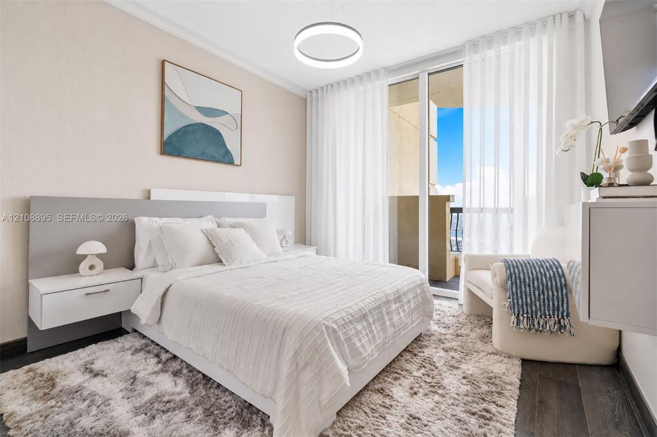17875 Collins Ave , Unit 3005, Sunny Isles Beach, FL 33160 Photo