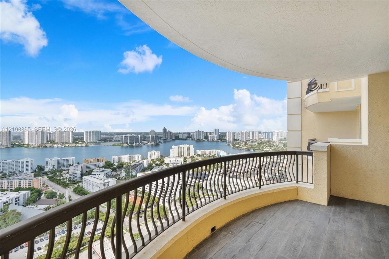 17875 Collins Ave , Unit 3005, Sunny Isles Beach, FL 33160 Photo
