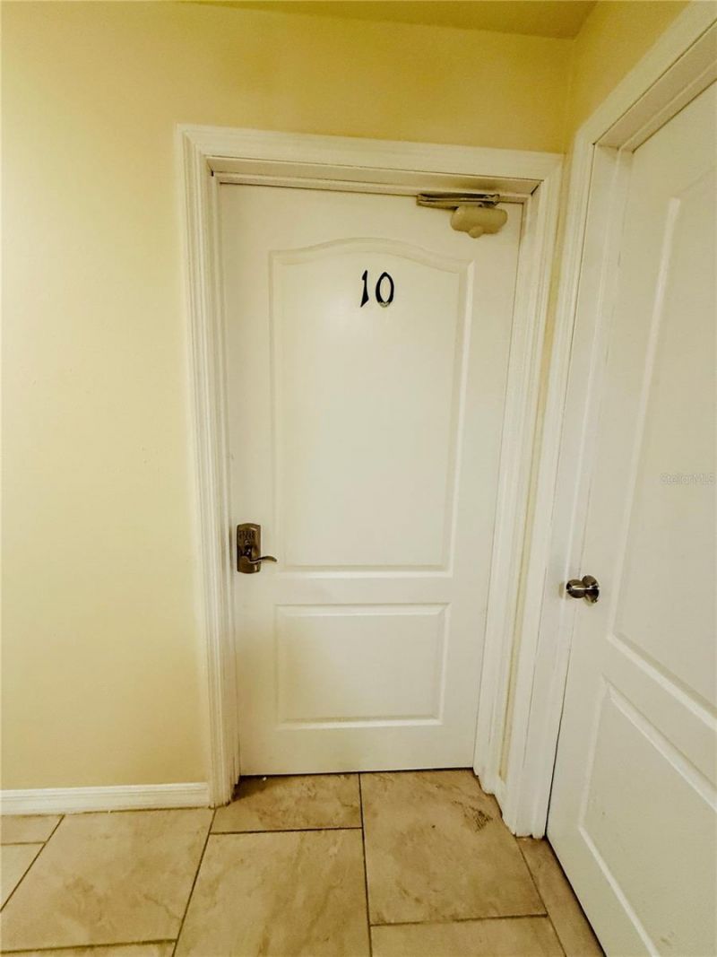 1410 Magellan Drive , Sarasota, FL 34243 Photo