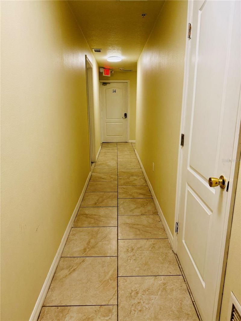 1410 Magellan Drive , Sarasota, FL 34243 Photo