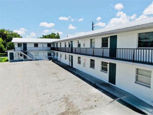 2700 PALMADELIA AVENUE , SARASOTA, FL 34234