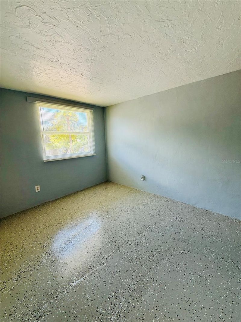 2700 Palmadelia Avenue , Sarasota, FL 34234 Photo