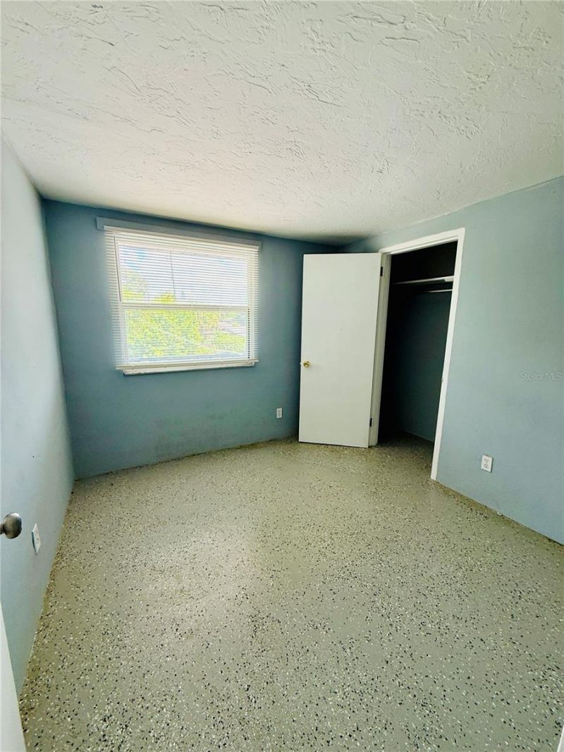 2700 Palmadelia Avenue , Sarasota, FL 34234 Photo