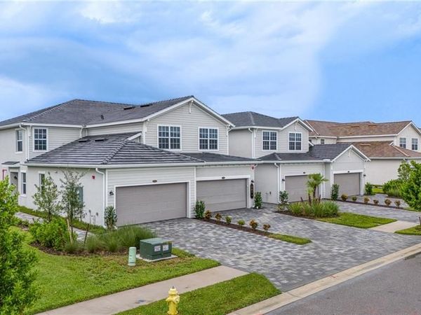 5674 Melbourne CT , Unit 7711, AVE MARIA, FL 34142
