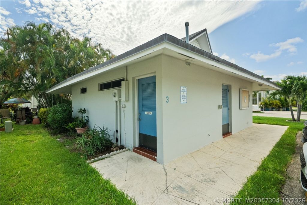 1352 Nettles Boulevard , Jensen Beach, FL 34957 Photo