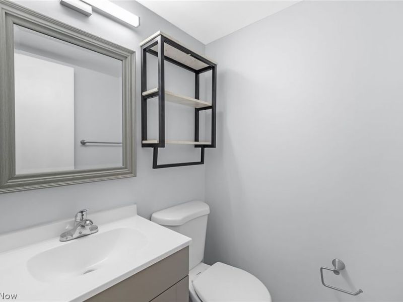 6910 Carriage Hill Drive, Unit 204, Brecksville, OH 44141 Photo 24