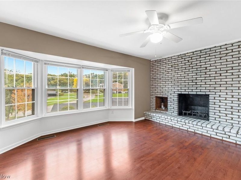 6910 Carriage Hill Drive, Unit 204, Brecksville, OH 44141 Photo 4
