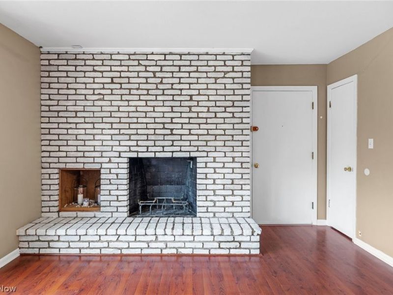 6910 Carriage Hill Drive, Unit 204, Brecksville, OH 44141 Photo 5