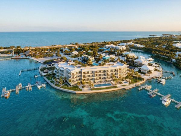 1 Kyle Way South, Unit 104, MARATHON, FL 33050