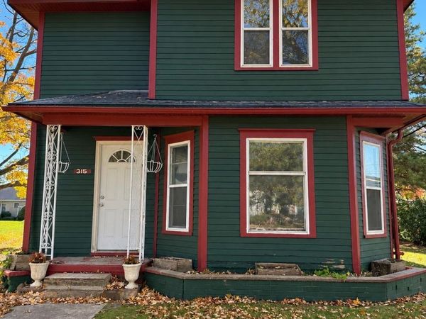315 Hall Street W, Shepherd, MI 48883