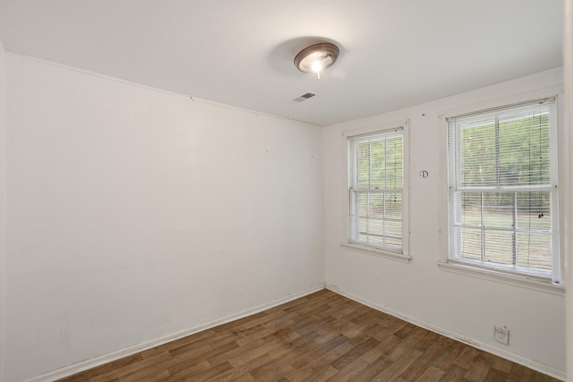 2202 S Carolina 61 Photo 34