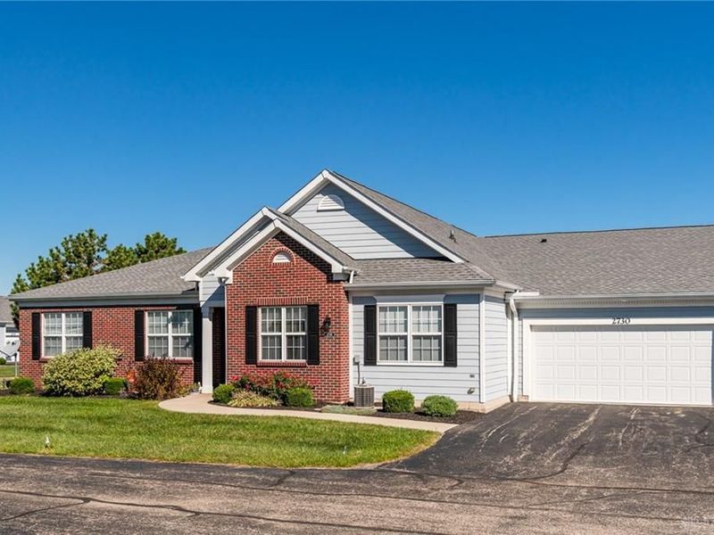 2730 Cedarbrook Way, Dayton, OH 45431 Photo 2