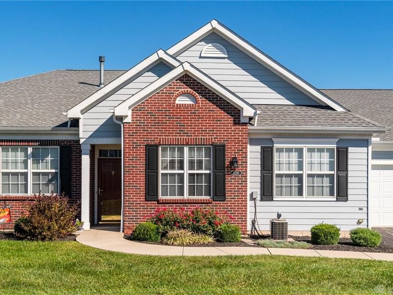 2730 Cedarbrook Way, Dayton, OH 45431 Photo 4