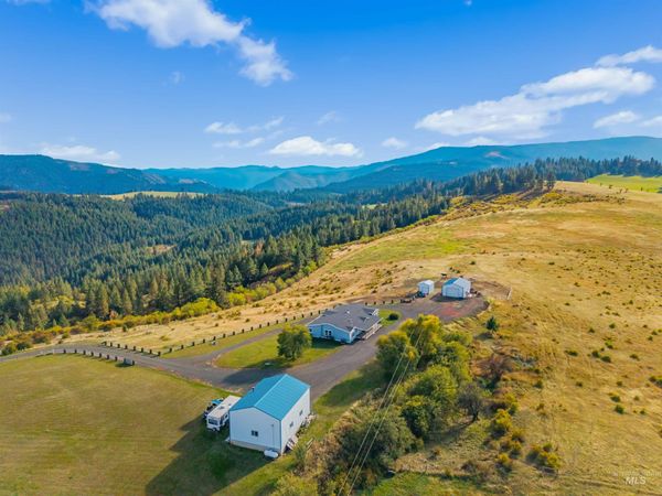 124 Hunters Way, Grangeville, ID 83530