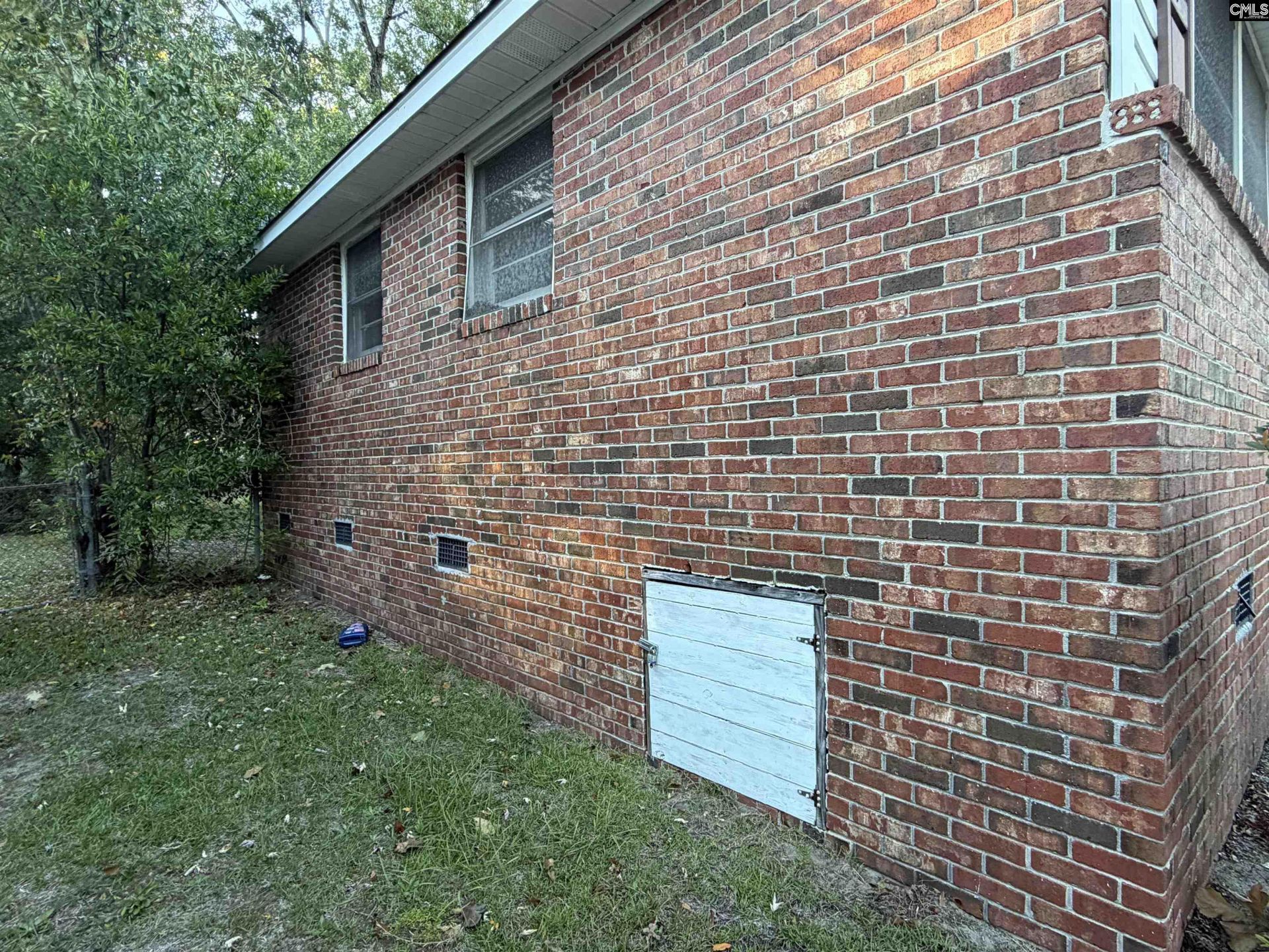 3825 Lochmore Drive  Photo 11