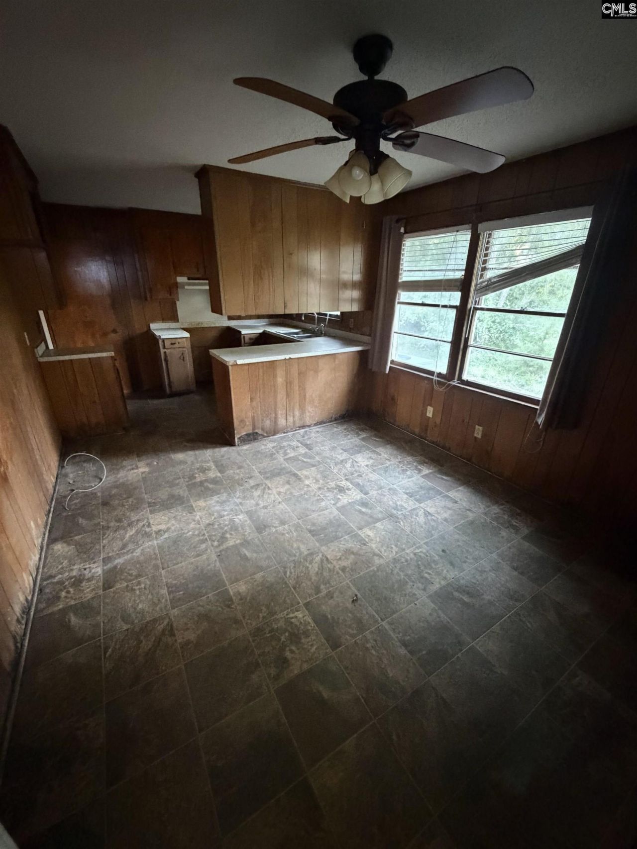3825 Lochmore Drive  Photo 4