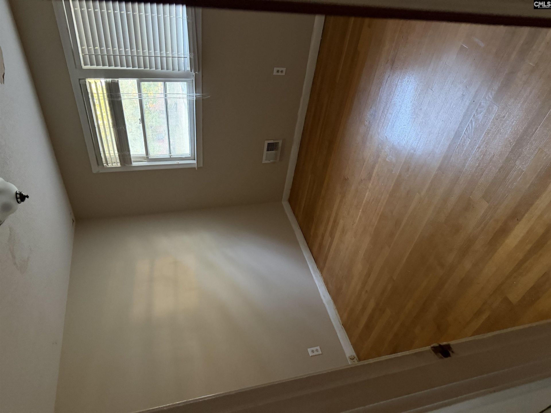 3825 Lochmore Drive  Photo 8