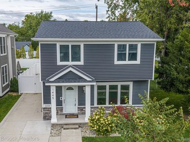 1445 Holland Street , Birmingham, Mi 48009