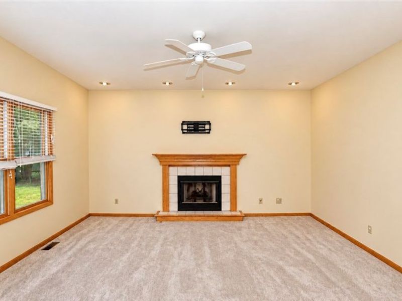 835 Lehigh Avenue, Cuyahoga Falls, OH 44221 Photo 11