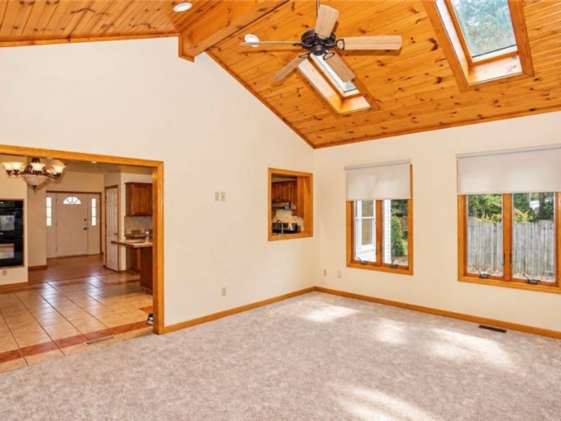 835 Lehigh Avenue, Cuyahoga Falls, OH 44221 Photo 33