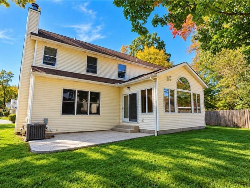 835 Lehigh Avenue, Cuyahoga Falls, OH 44221 Photo 5