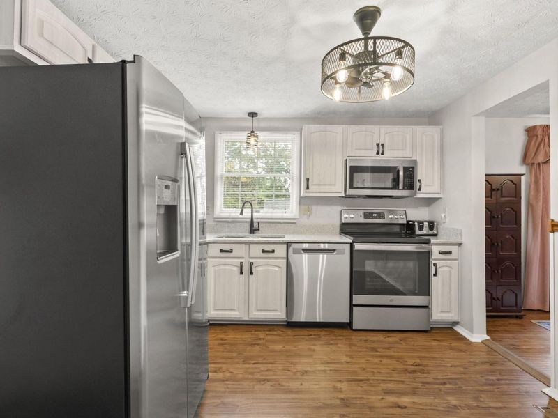 8025 Bunyan Drive, Reynoldsburg, OH 43068 Photo 14