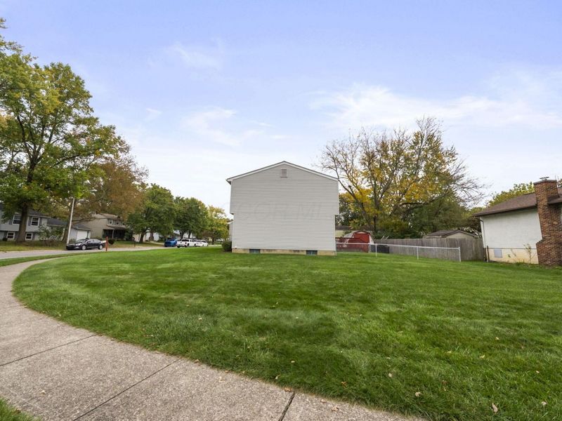 8025 Bunyan Drive, Reynoldsburg, OH 43068 Photo 40
